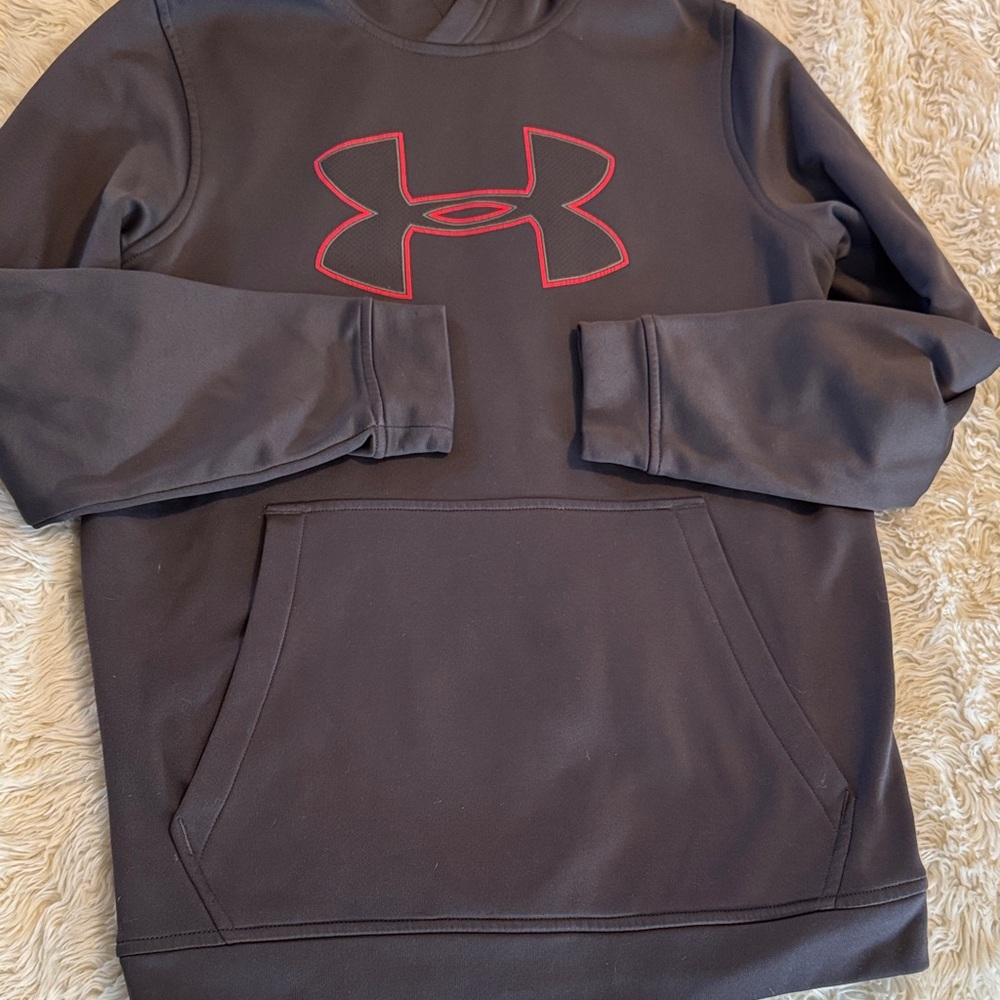 Under Armour Charcoal Hoodie with Crimson Logo Men’s Small, fits Youth XL - Picture 3 of 6